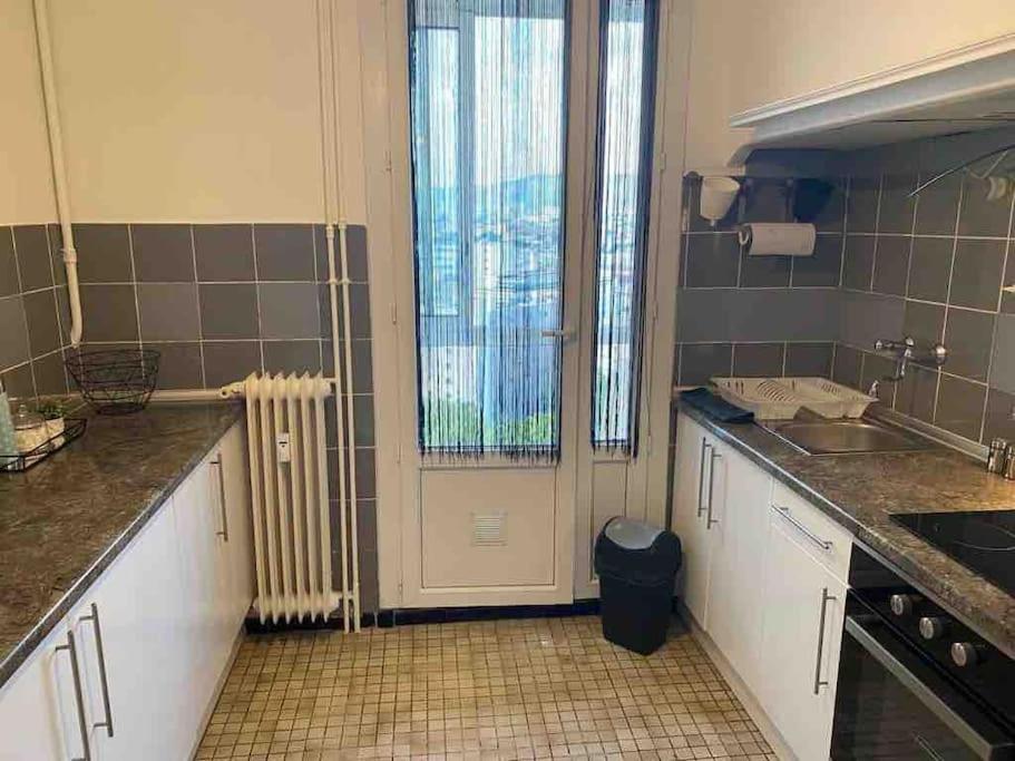 Appartement T4 A Deux Pas De La Gare St Charles Marseille Eksteriør bilde
