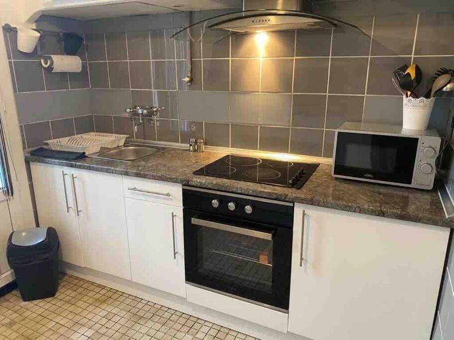 Appartement T4 A Deux Pas De La Gare St Charles Marseille Eksteriør bilde