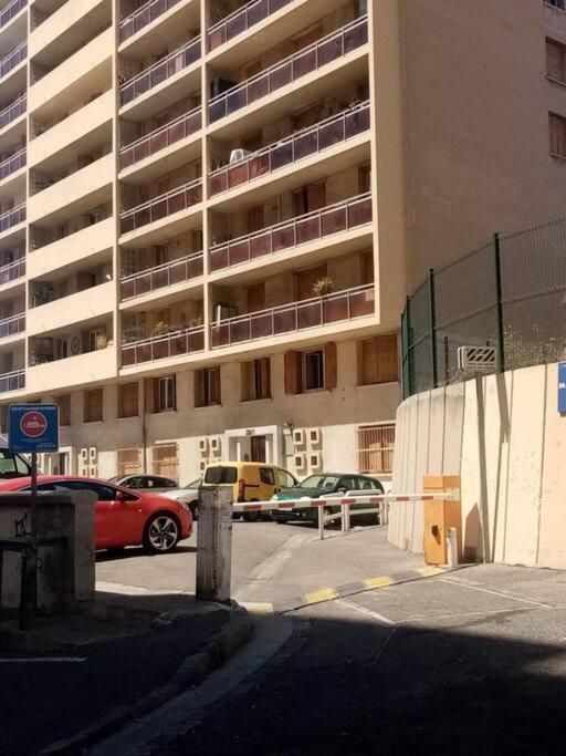 Appartement T4 A Deux Pas De La Gare St Charles Marseille Eksteriør bilde