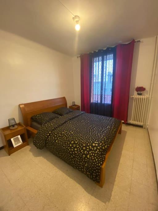 Appartement T4 A Deux Pas De La Gare St Charles Marseille Eksteriør bilde